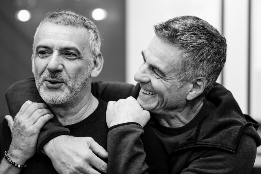 Les Pâtes à L Ail Piece De Theatre Les Pâtes à l’ail, de et avec Bruno Gaccio et Philippe Giangreco - 3T